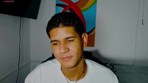 Juan online show from November 2025 03:05:02 AM