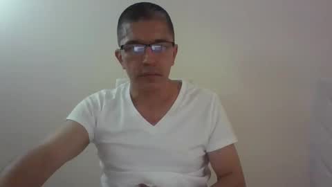 Snapshot of juanearth1 chatting on January 2026 12:02:01 AM juanearth1 online show from January 2026 12:02:01 AM