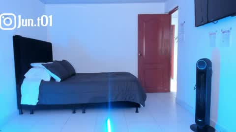            online show from April 2026 01:51:02 PM