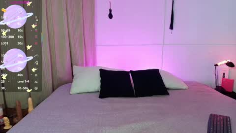 Blue online show from November 2025 04:28:02 PM