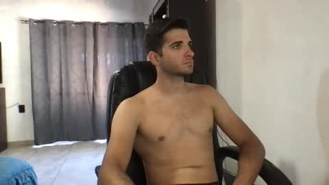 Snapshot of juanmamestre94 chatting on February 2025 02:06:02 PM juanmamestre94 online show from February 2025 02:06:02 PM