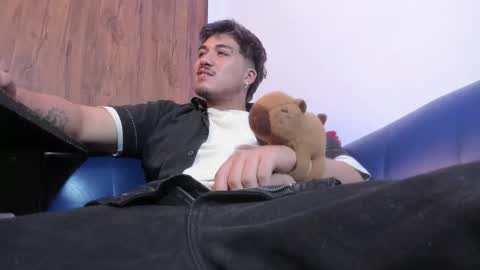 Snapshot of juanmechanic chatting on February 2026 05:35:01 AM JUAN online show from February 2026 05:35:01 AM