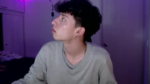 juanmres online show from February 2026 12:07:01 AM