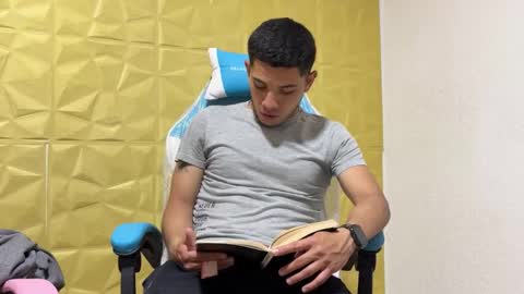 Snapshot of juanperez1999777 chatting on October 2025 06:32:02 PM juanperez1999777 online show from October 2025 06:32:02 PM