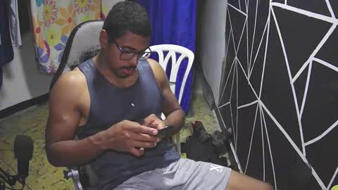 Juan pablo M online show from October 2025 07:58:02 PM