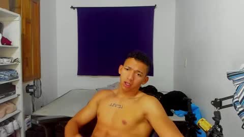 Snapshot of juansw66 chatting on October 2025 03:04:01 AM juansw66 online show from October 2025 03:04:01 AM