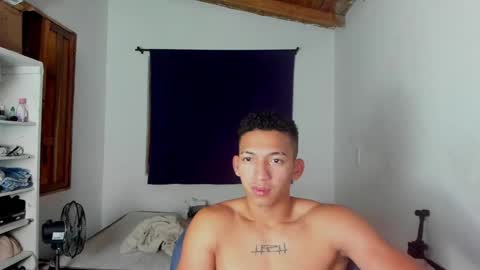 Snapshot of juansw66 chatting on October 2025 07:42:02 AM juansw66 online show from October 2025 07:42:02 AM