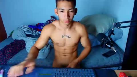 Snapshot of juansw66 chatting on November 2025 03:38:02 PM juansw66 online show from November 2025 03:38:02 PM