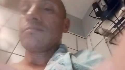 Snapshot of jugg3 chatting on February 2025 06:33:01 AM Carlos online show from February 2025 06:33:01 AM