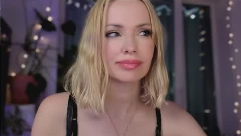 Goddess Julia online show from July 2026 06:24:02 PM
