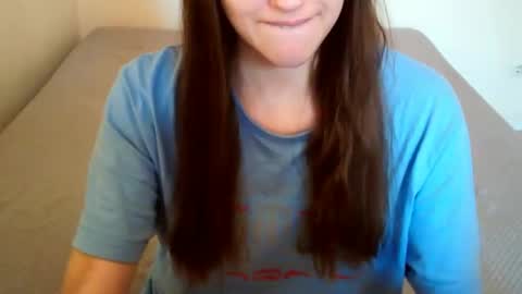 Snapshot of juicetalia chatting on November 2025 10:28:02 AM JuiceTalia online show from November 2025 10:28:02 AM