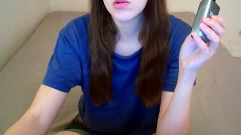 Snapshot of juicetalia chatting on November 2025 07:42:01 AM JuiceTalia online show from November 2025 07:42:01 AM