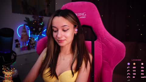 Snapshot of juicy___angel chatting on January 2025 09:51:02 PM Angelina online show from January 2025 09:51:02 PM