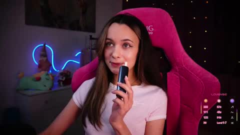 Snapshot of juicy___angel chatting on February 2025 08:03:01 PM Angelina online show from February 2025 08:03:01 PM