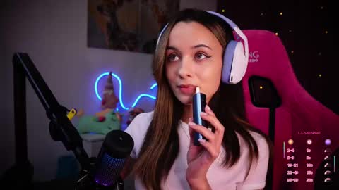 Snapshot of juicy___angel chatting on February 2025 11:08:02 PM Angelina online show from February 2025 11:08:02 PM