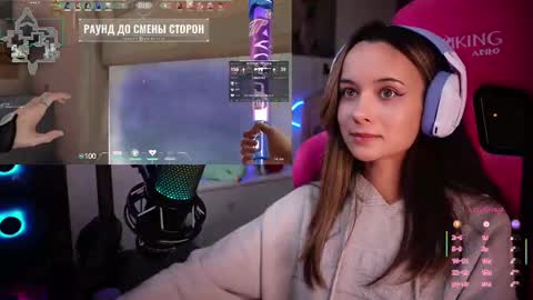 Snapshot of juicy___angel chatting on February 2025 12:30:01 AM Angelina online show from February 2025 12:30:01 AM