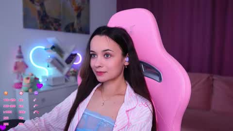 Snapshot of juicy___angel chatting on October 2025 11:06:01 AM Angelina online show from October 2025 11:06:01 AM