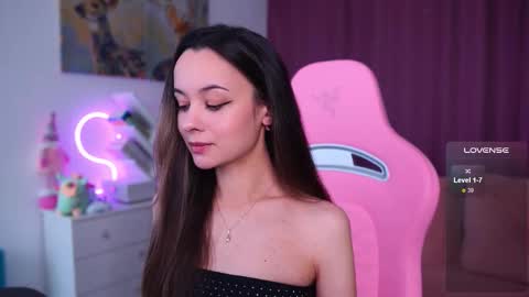 Snapshot of juicy___angel chatting on October 2025 11:44:02 AM Angelina online show from October 2025 11:44:02 AM