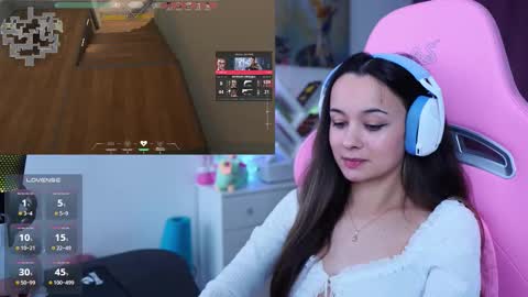 Snapshot of juicy___angel chatting on November 2025 11:47:01 AM Angelina online show from November 2025 11:47:01 AM