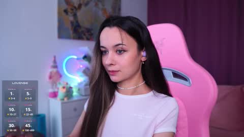 Snapshot of juicy___angel chatting on November 2025 11:43:02 AM Angelina online show from November 2025 11:43:02 AM