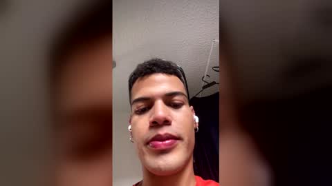 Miguel online show from April 2026 10:19:02 PM