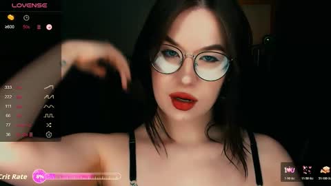 Bella online show from November 2025 09:03:01 PM