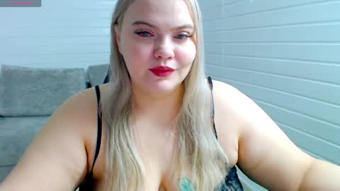 Diana For friends simple Di online show from March 2026 04:31:01 AM