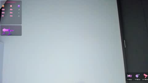 Snapshot of juicy_sky chatting on December 2025 02:16:02 AM Your Paradise online show from December 2025 02:16:02 AM