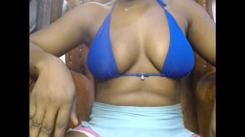 juicycuntx online show from November 2025 08:28:01 AM