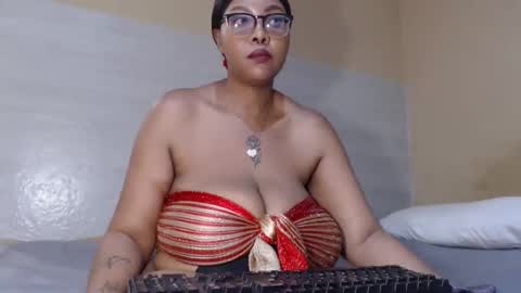 Snapshot of juicyfatboobsx chatting on September 2025 10:17:01 AM juicyfatboobsx online show from September 2025 10:17:01 AM