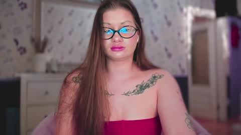 Elena online show from October 2025 07:36:02 PM