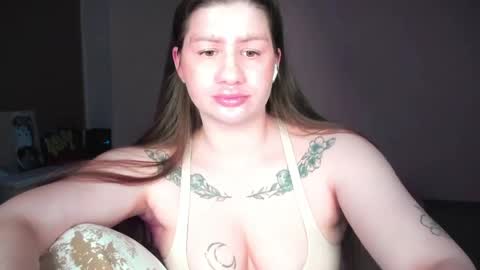 Snapshot of juicyhelenx chatting on April 2026 06:10:01 PM Elena online show from April 2026 06:10:01 PM
