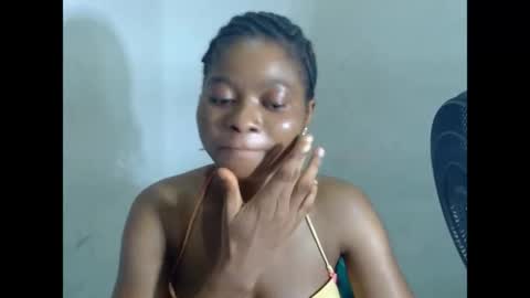 juicynpinkx online show from April 2026 10:21:02 PM