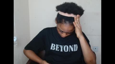 Snapshot of juicynwetx chatting on March 2025 11:44:02 PM juicynwetx online show from March 2025 11:44:02 PM