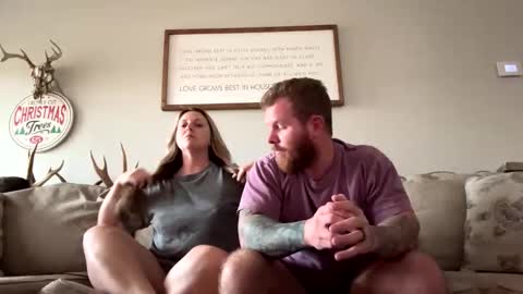 JuicyPeach36 online show from December 2024 08:48:01 PM