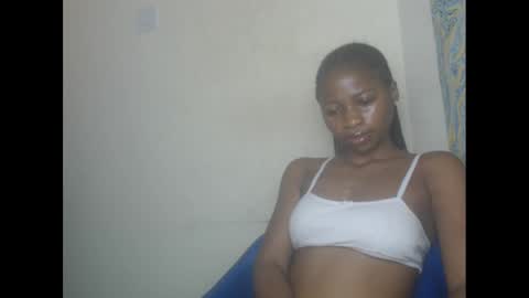 juicypiexx online show from January 2025 02:15:01 AM