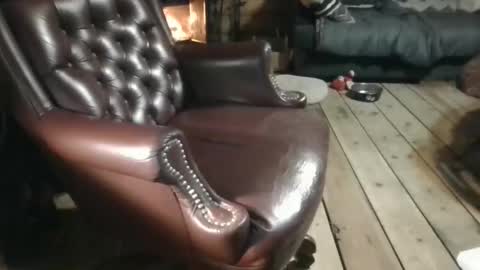 Snapshot of juicypit chatting on December 2024 12:16:02 PM Greg online show from December 2024 12:16:02 PM