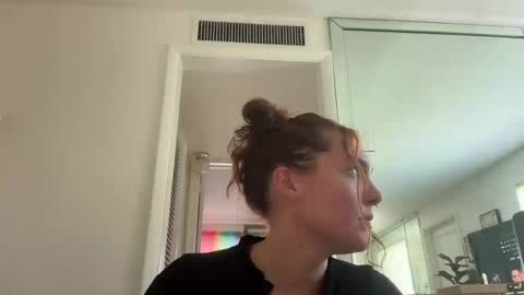 Snapshot of juiiiicyjay chatting on July 2026 06:32:02 PM juicy jay online show from July 2026 06:32:02 PM