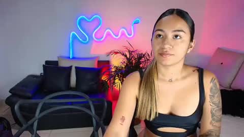 Jules and Gia online show from February 2025 08:58:01 PM