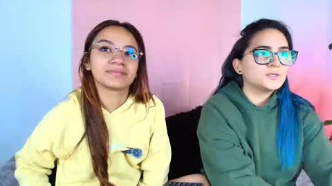 Jules and Gia online show from September 2025 10:15:02 PM