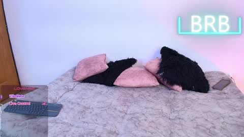 Jules and Gia online show from March 2026 09:10:02 AM