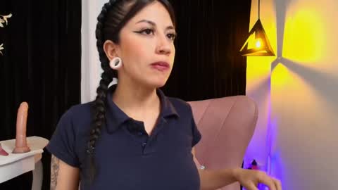 Julees online show from January 2025 11:24:01 PM