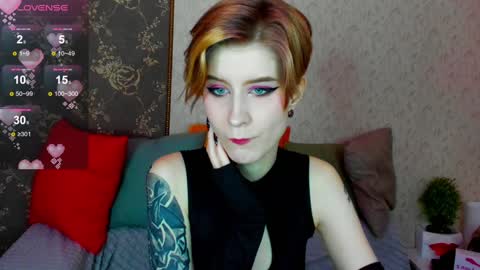 Snapshot of julescrown chatting on December 2024 01:07:02 AM Jules online show from December 2024 01:07:02 AM