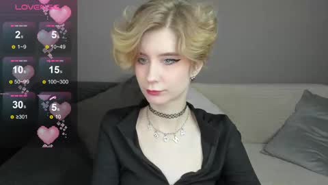 Snapshot of julescrown chatting on February 2025 01:02:02 AM Jules online show from February 2025 01:02:02 AM