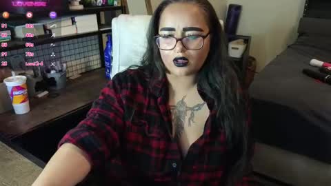 Julesss online show from October 2025 06:33:01 AM