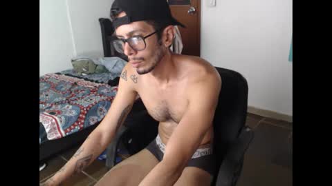 Snapshot of julfigo chatting on February 2026 02:48:01 PM Julfigo online show from February 2026 02:48:01 PM