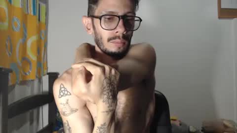 Snapshot of julfigo chatting on June 2026 01:06:01 AM Julfigo online show from June 2026 01:06:01 AM