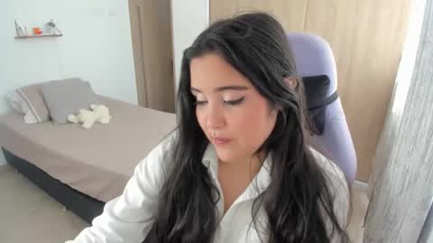 juli_santos_22 online show from January 2025 08:15:02 PM