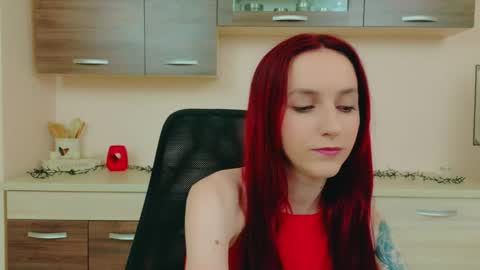 JuliaJae online show from June 2026 10:43:02 AM