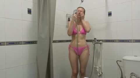 Snapshot of julia_giulia chatting on November 2025 03:38:01 AM julia_giulia online show from November 2025 03:38:01 AM